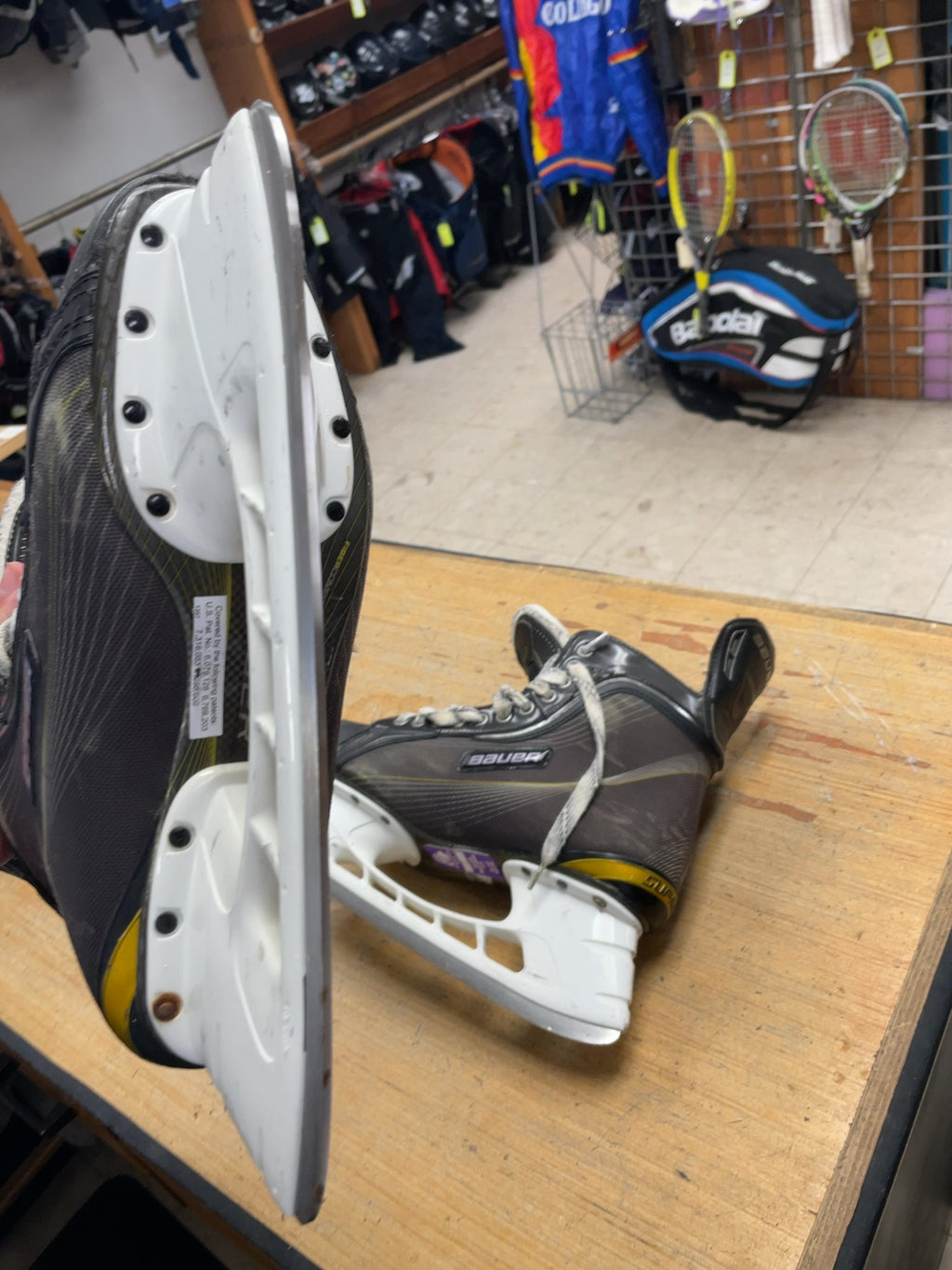 Bauer Supreme One70 Size 12D Hockey Skates