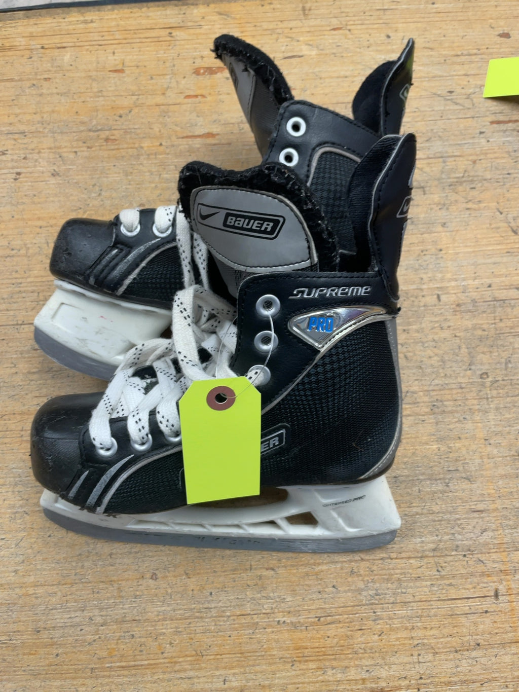 Bauer Supreme Pro Size 1 Hockey Skates