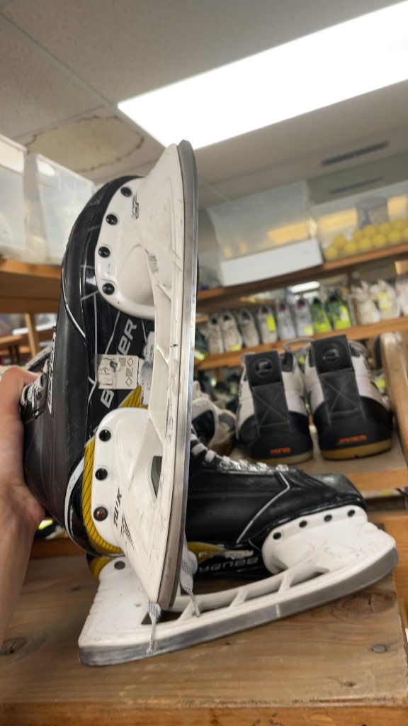 Bauer Supreme S170 Hockey Skates - Size 5