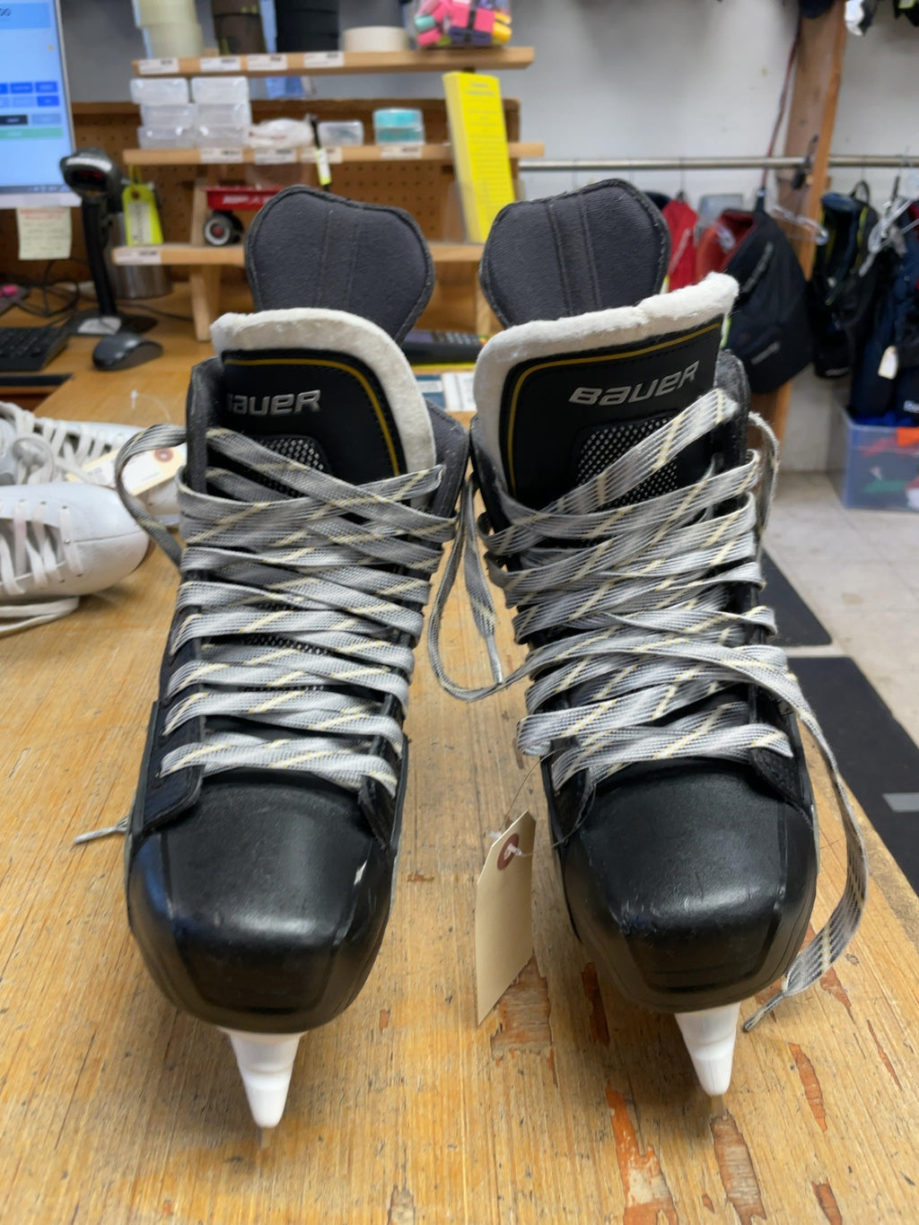 Bauer Supreme Size 5 Hockey Skates