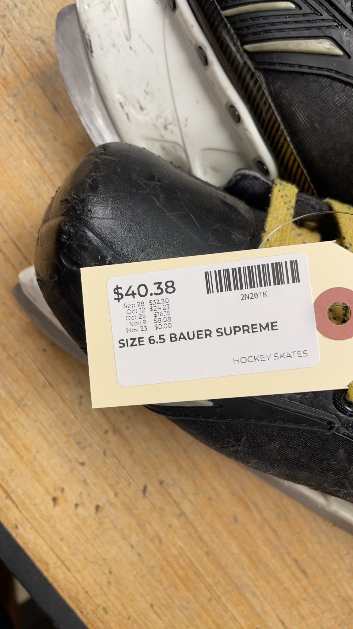 Bauer Supreme Size 6.5 Hockey Skates