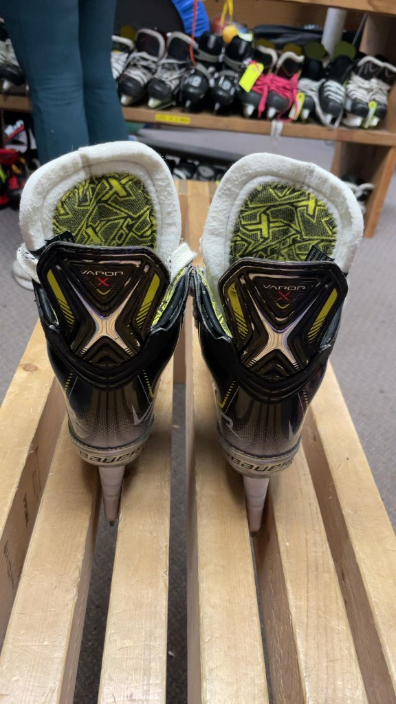 Bauer Vapor 3X Hockey Skates - Size 1.5