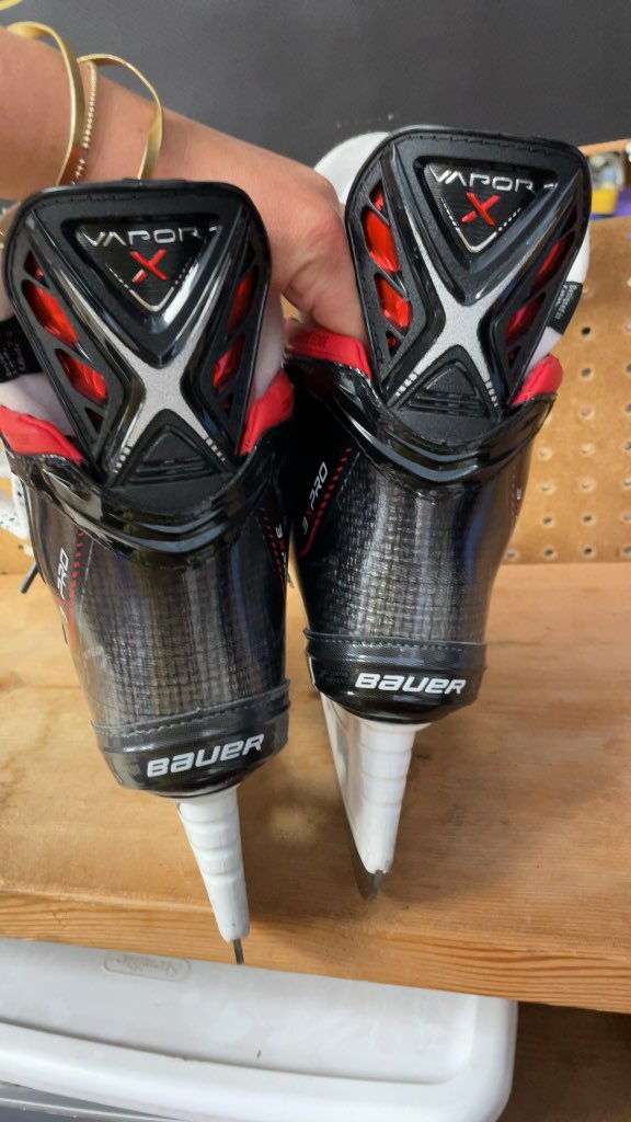 Bauer Vapor 3X Pro Hockey Skates - Size 2