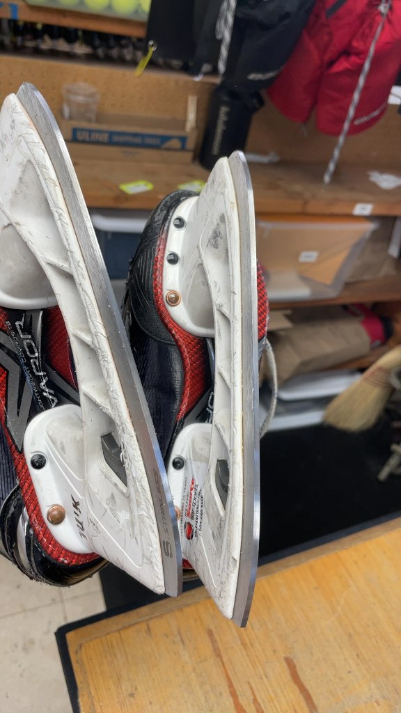Bauer Vapor Hockey Skates Size 1.5