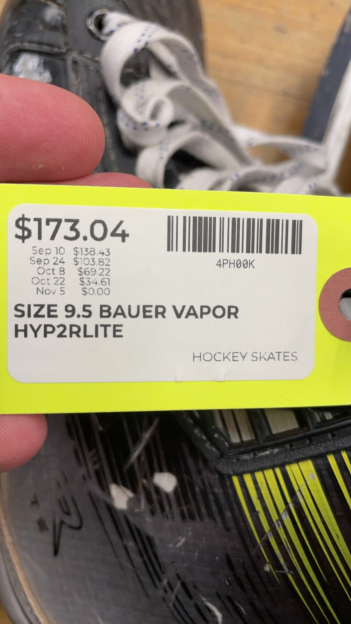 Bauer Vapor Hyperlite 2 Hockey Skates - Size 9.5