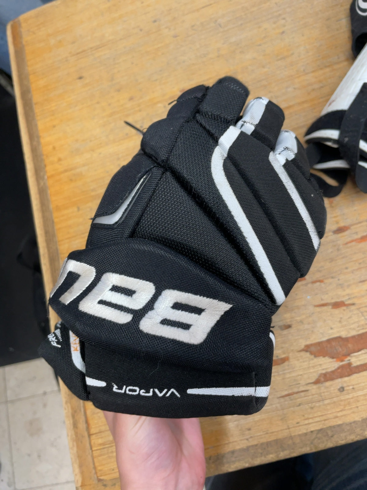 Bauer Vapor Pro Series 11" Hockey Gloves