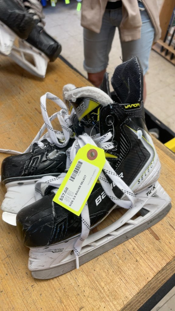 Bauer Vapor Select Hockey Skates Size 2.5