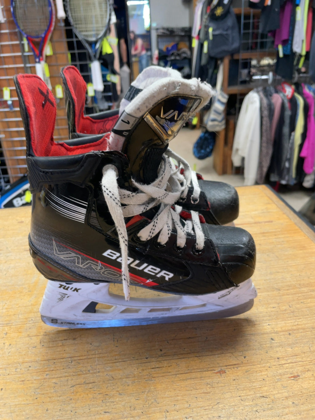 Bauer Vapor Select Size 1D Hockey Skates