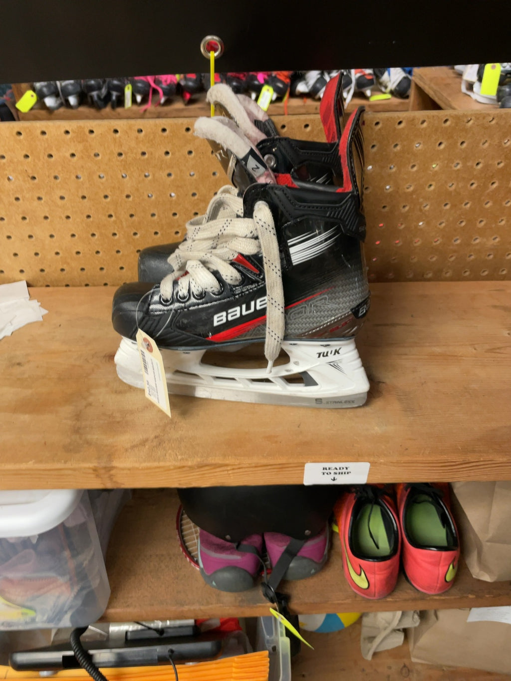 Bauer Vapor Select Size 2 Hockey Skates