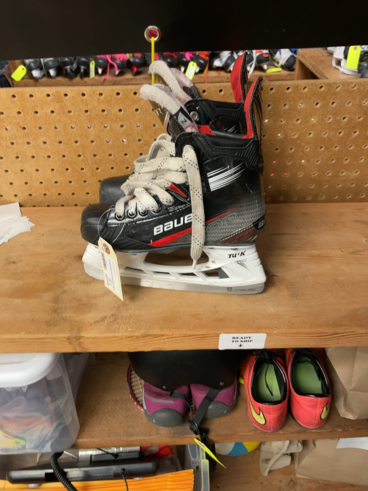 Bauer Vapor Select Size 2 Hockey Skates