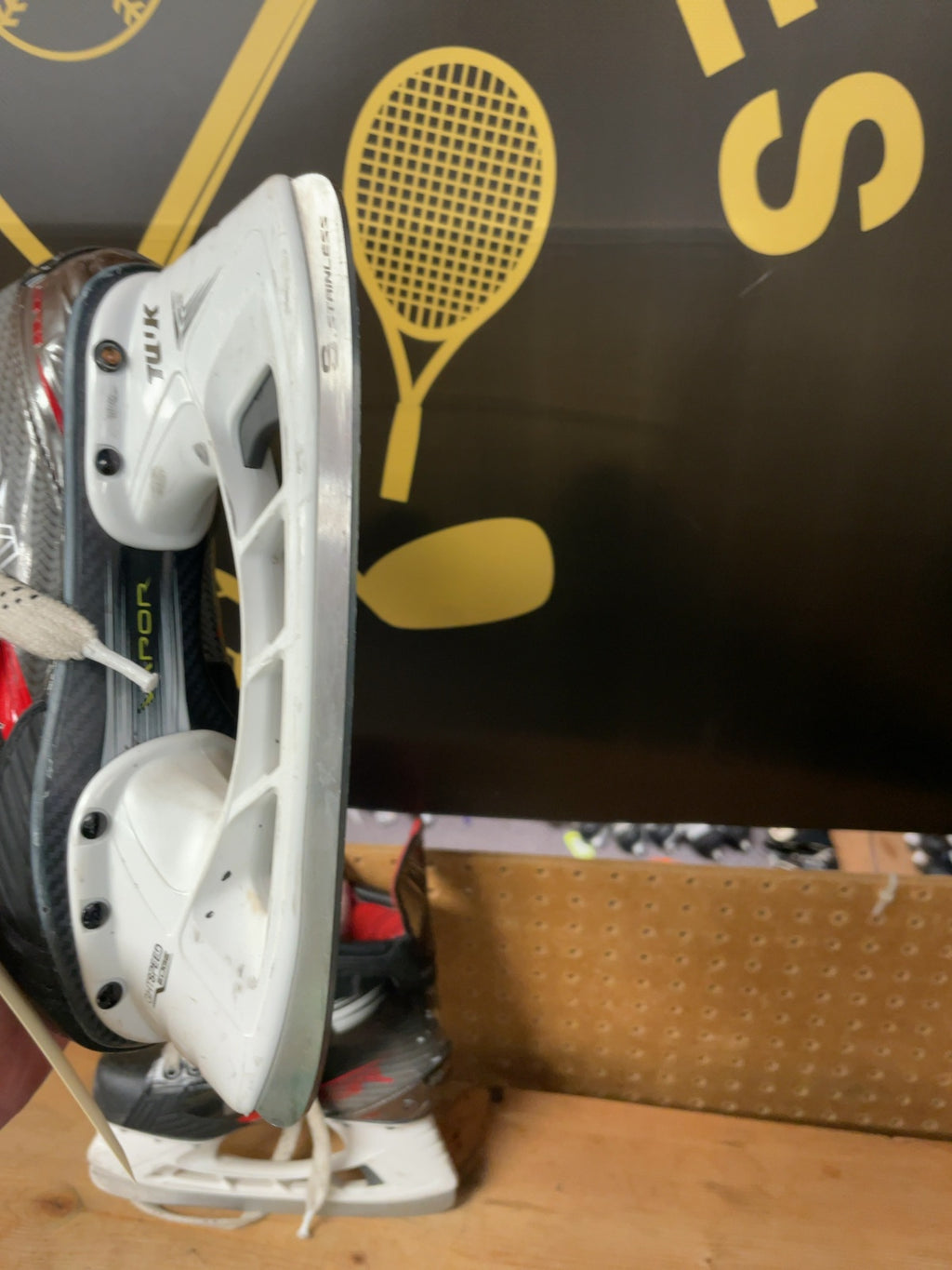Bauer Vapor Select Size 2 Hockey Skates