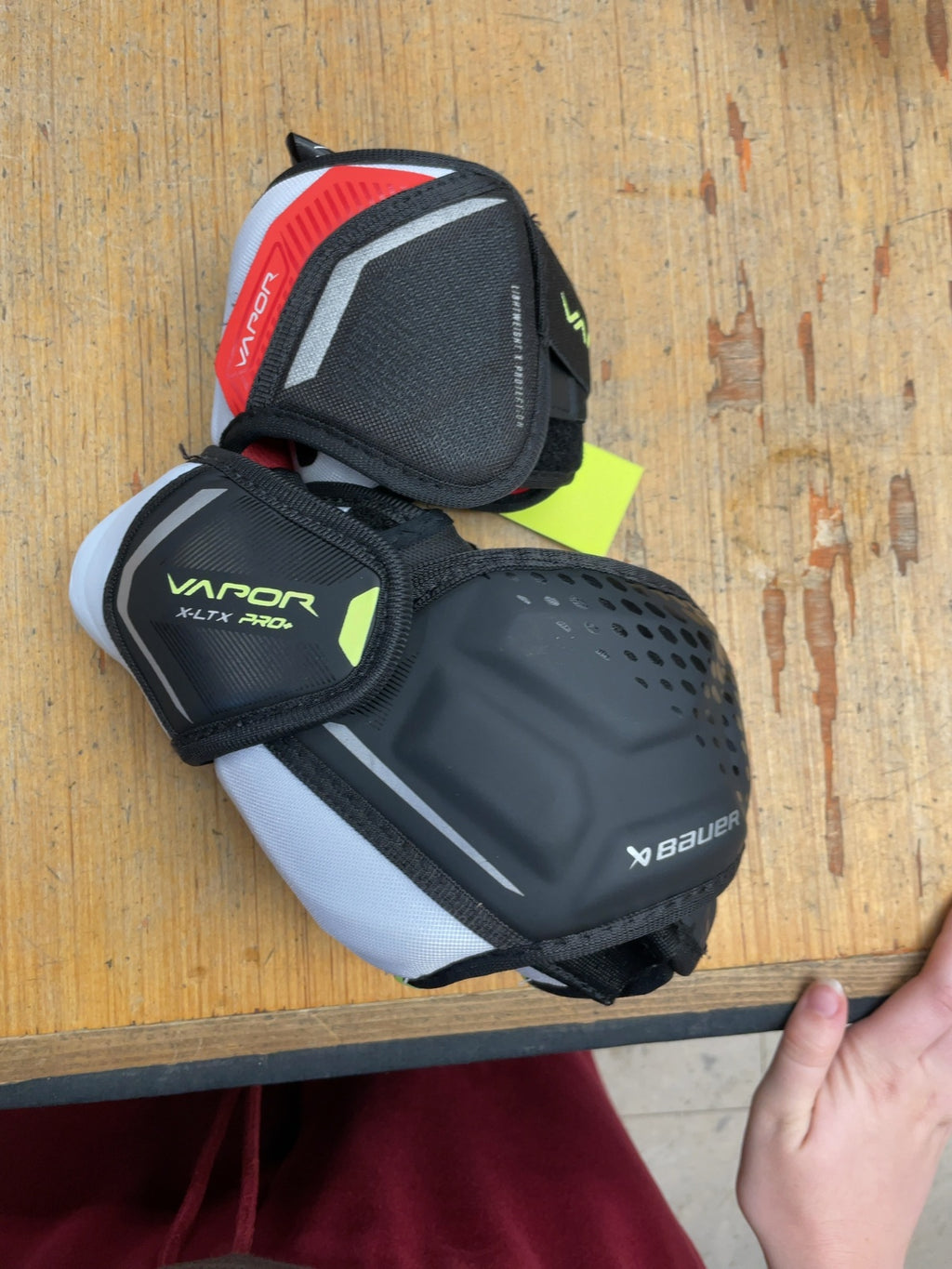 Bauer Vapor X-LTX Pro+ Size M Hockey Elbow Pads