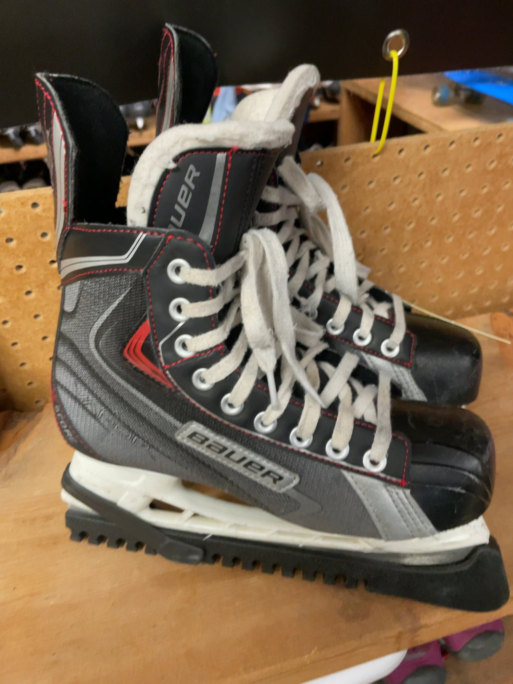 Bauer Vapor X Score Size 6R Hockey Skates
