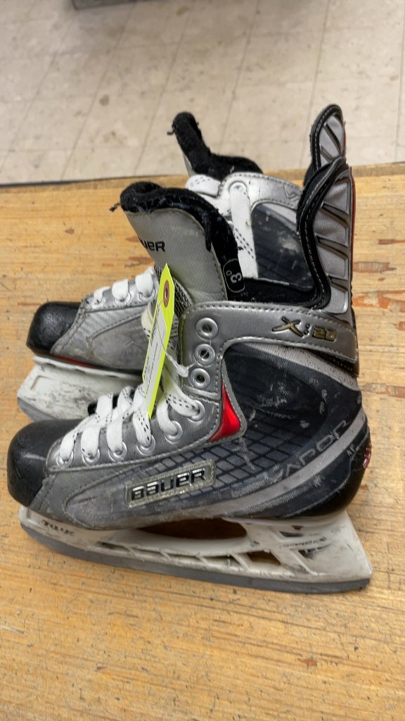 Bauer Vapor X:20 Hockey Skates - Size 3