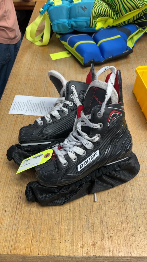 Bauer Vapor X250 Hockey Skates - Size 11C