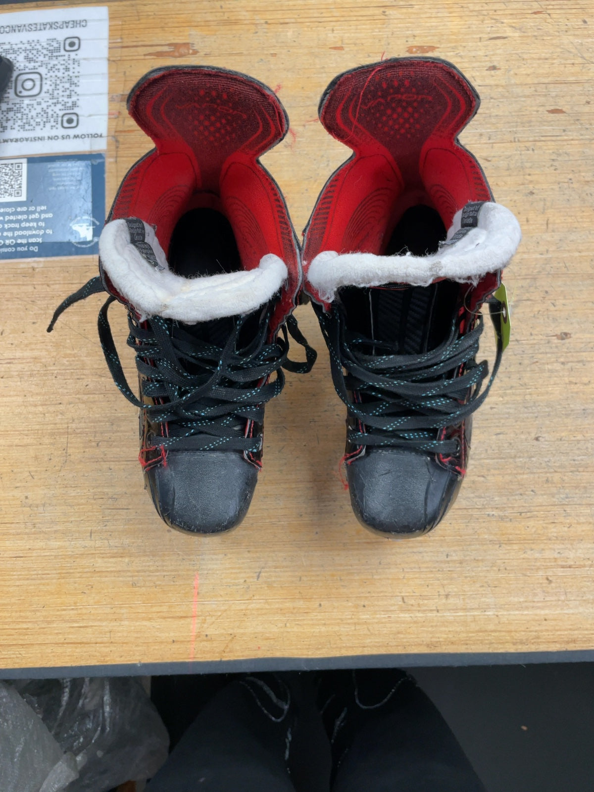 Bauer Vapor X2.7 Size 4.5 Hockey Skates
