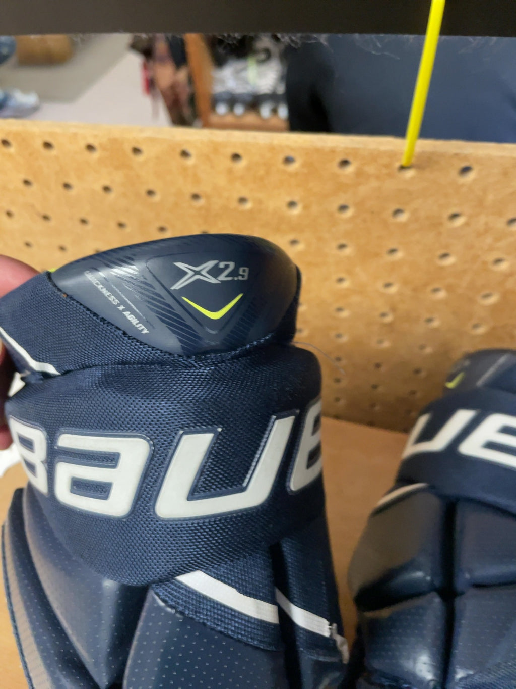 Bauer Vapor X2.9 12" Hockey Gloves