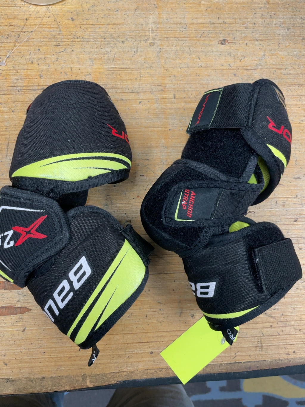 Bauer Vapor X2.9 Junior Medium Hockey Elbow Pads