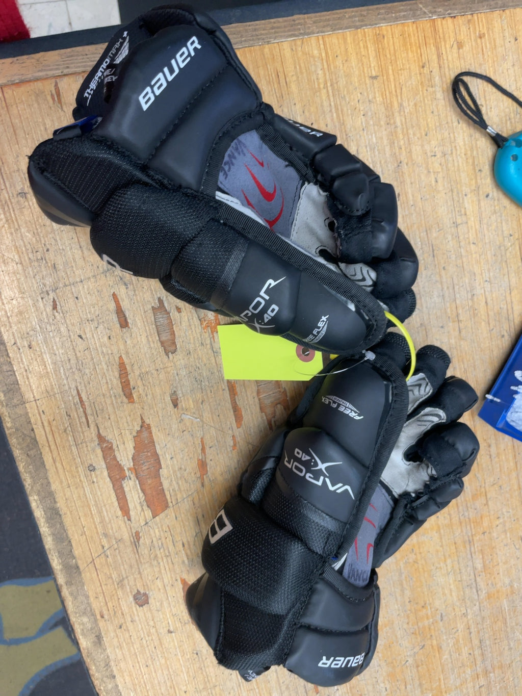 Bauer Vapor X40 12" Hockey Gloves