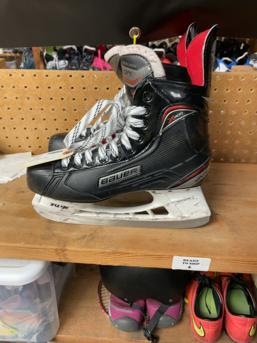 Bauer Vapor X400 Size 8R Hockey Skates