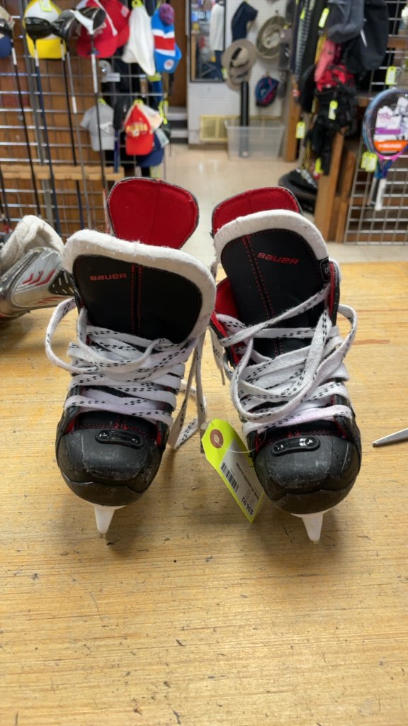 Bauer Vapor X500 Hockey Skates - Size 9C