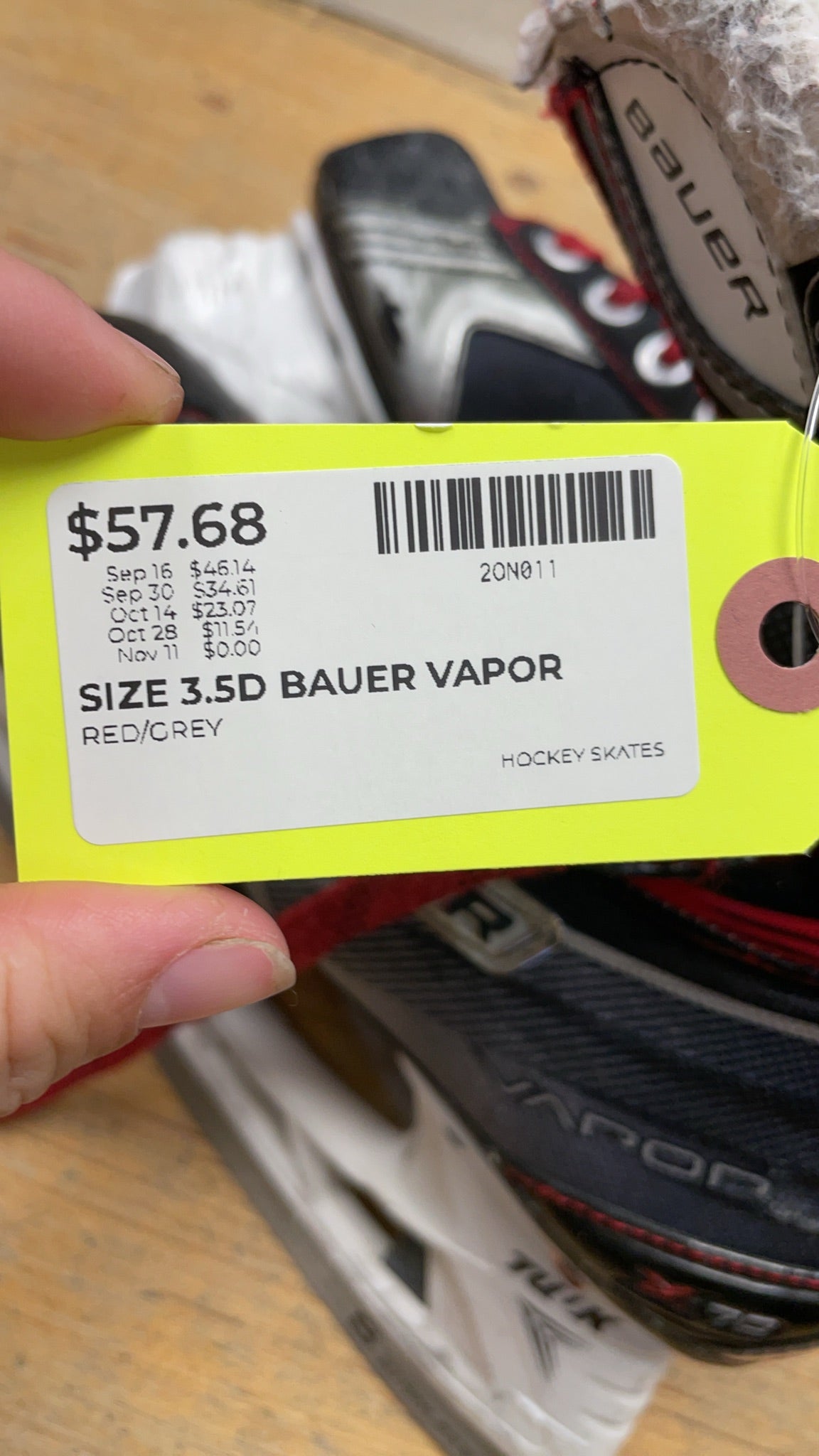 Bauer Vapor X70 Size 3.5D Hockey Skates
