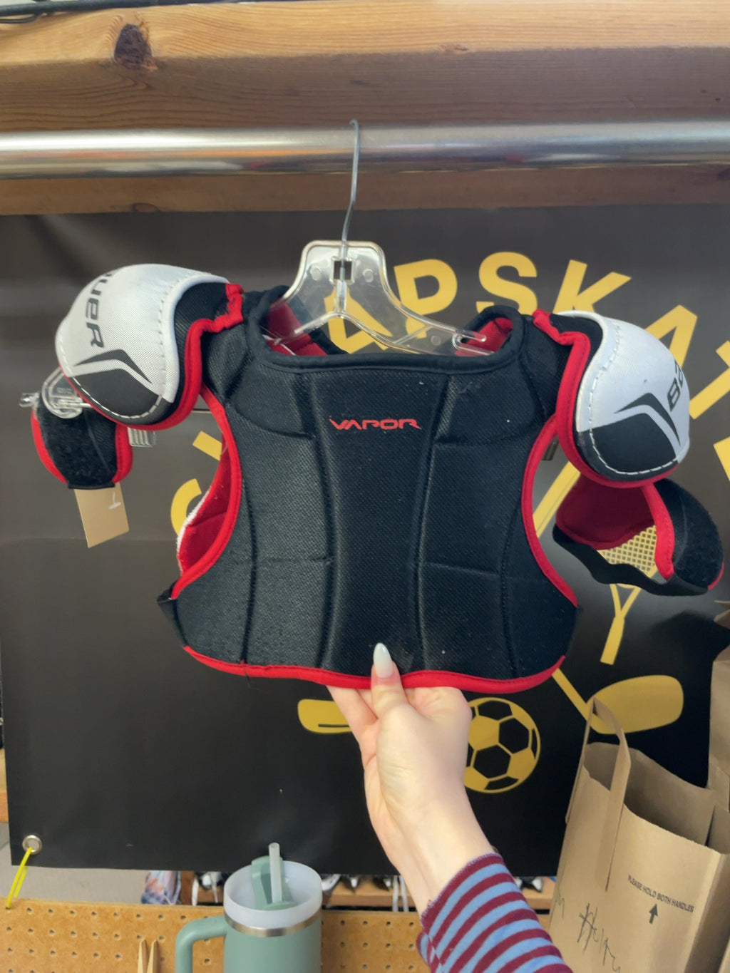 Bauer Vapor Youth Small Hockey Shoulder Pads