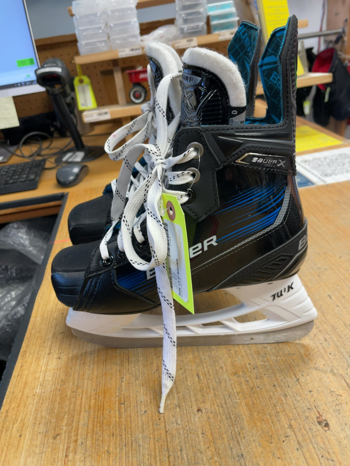 Bauer X Hockey Skates
