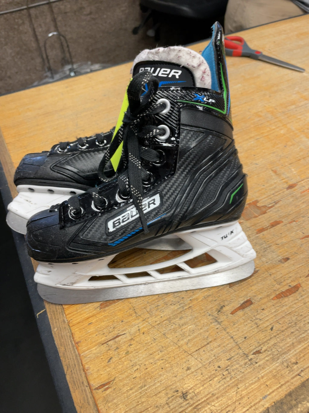 Bauer XLP Size 12C Hockey Skates