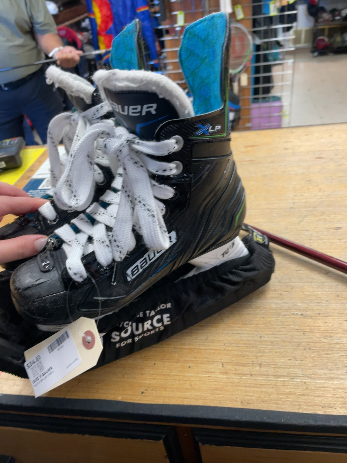 Bauer XLP Size 3 Hockey Skates