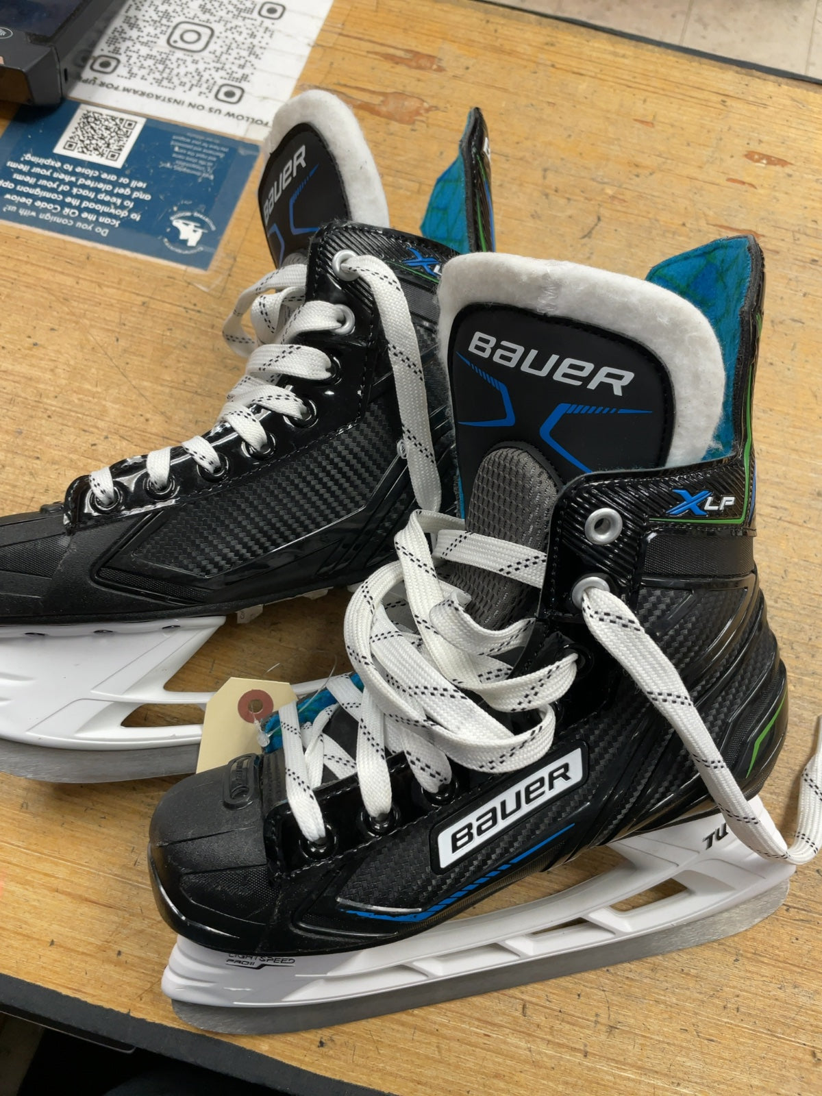 Bauer XLP Size 3 Hockey Skates