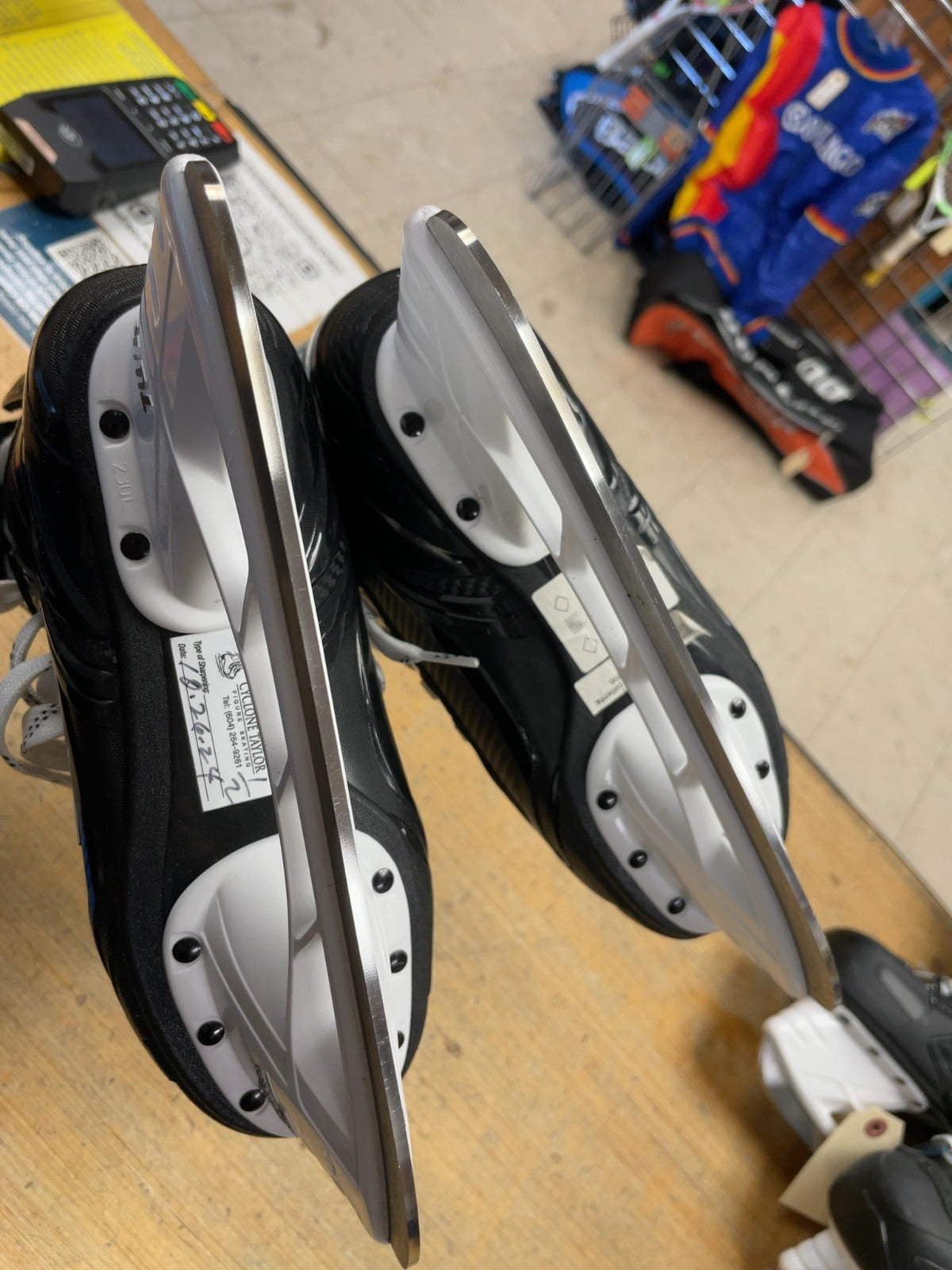 Bauer XLP Size 3 Hockey Skates