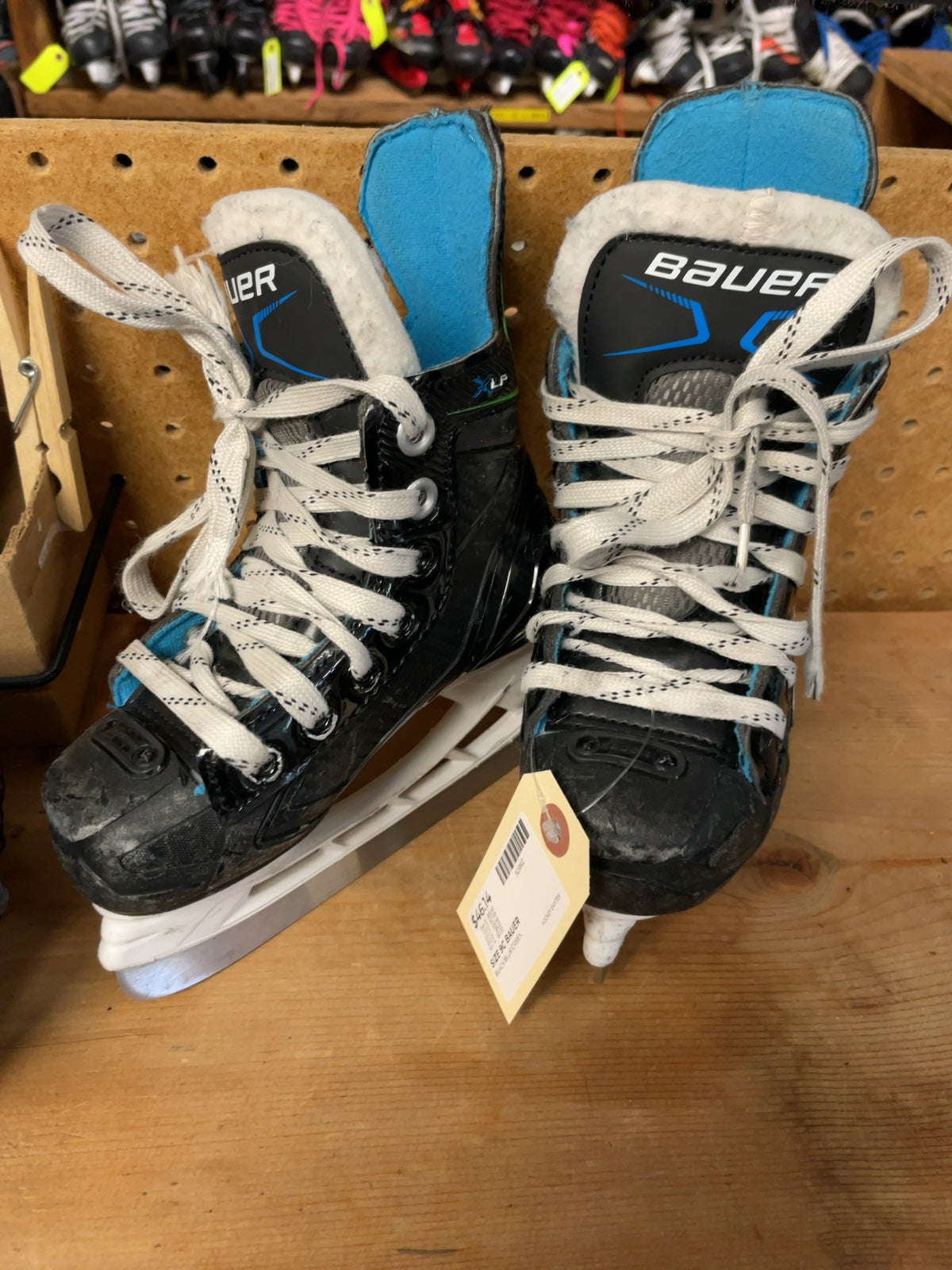 Bauer XLP Size 9C Hockey Skates