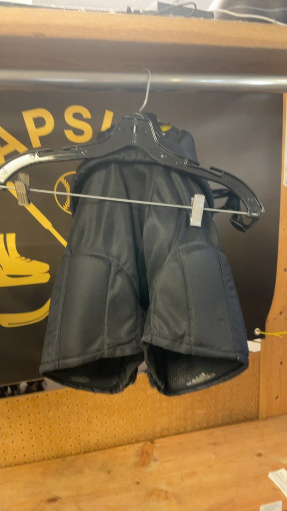 Bauer Youth Medium Hockey Pants with Suspenders