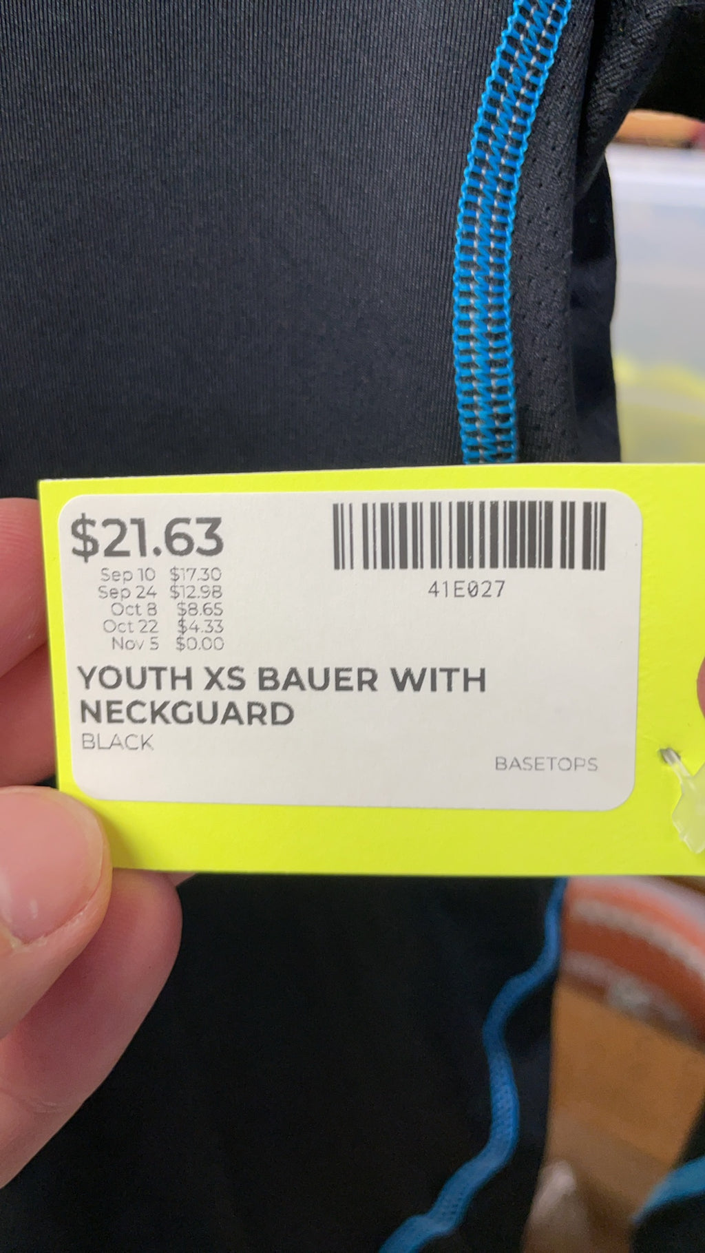 Bauer Youth XS Hockey Base Layer with Integrated Kevlar Neck Guard