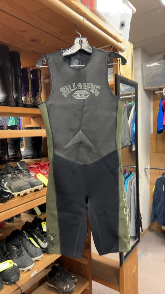 Billabong Men's Medium Sleeveless Wetsuit