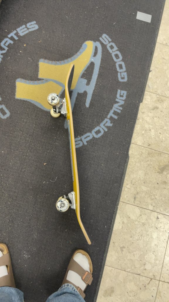 Blind Skateboard Yellow Boney Bastard