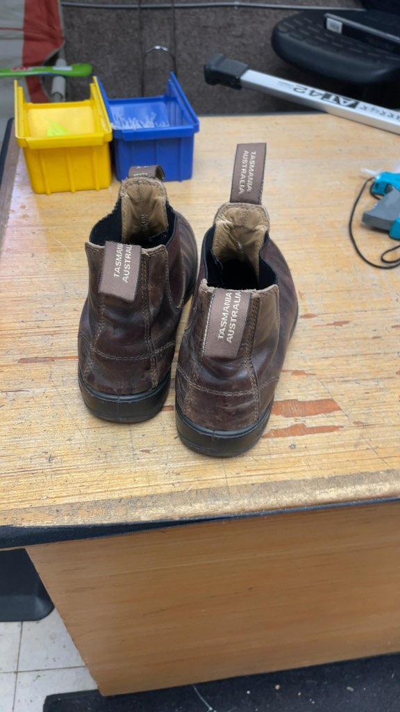 Blundstone Brown Chelsea Boots Size 5.5