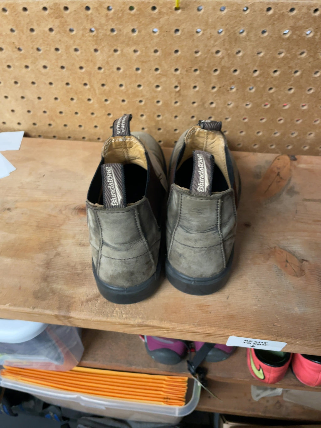 Blundstone Chelsea Boots Size 3 Brown Nubuck