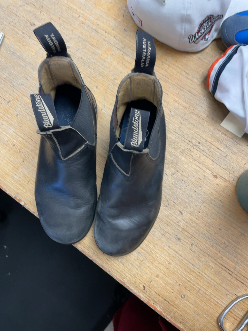 Blundstone Chelsea Boots Size 5 Black Leather