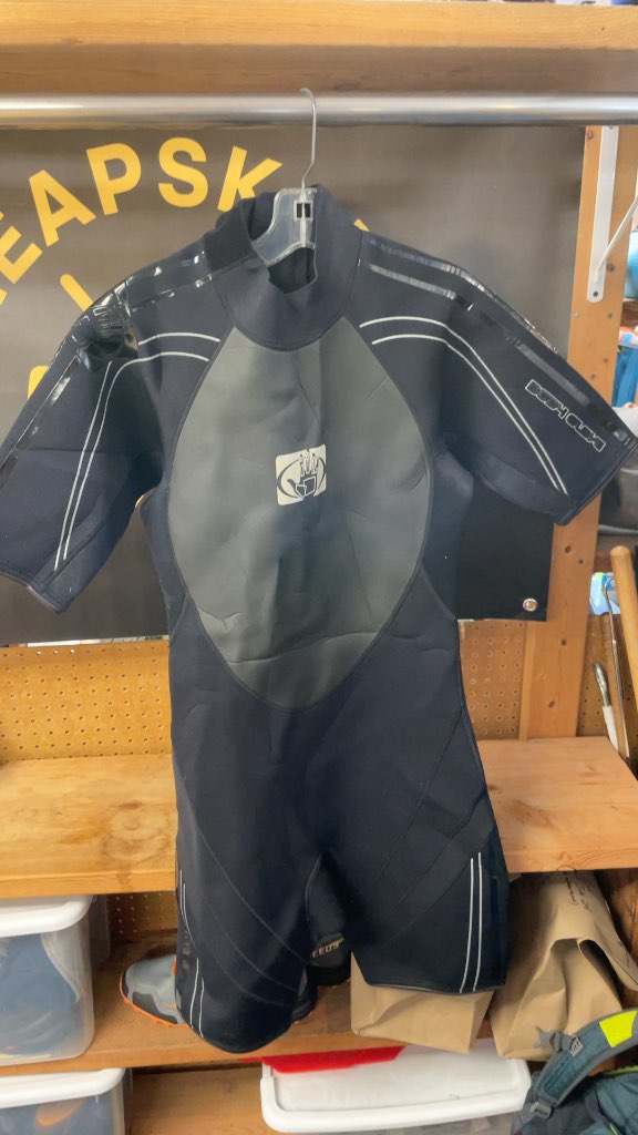 Body Glove Men's Shorty Wetsuit - Size Large