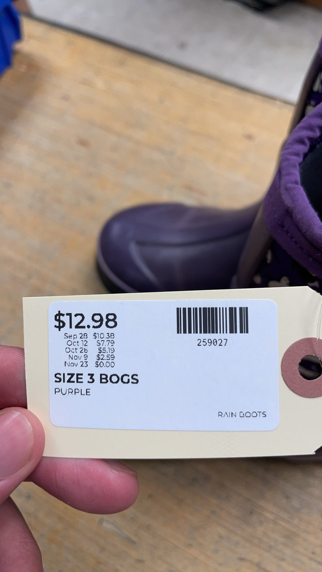 Bogs Classic Penguin Youth 3 Purple Rain Boots