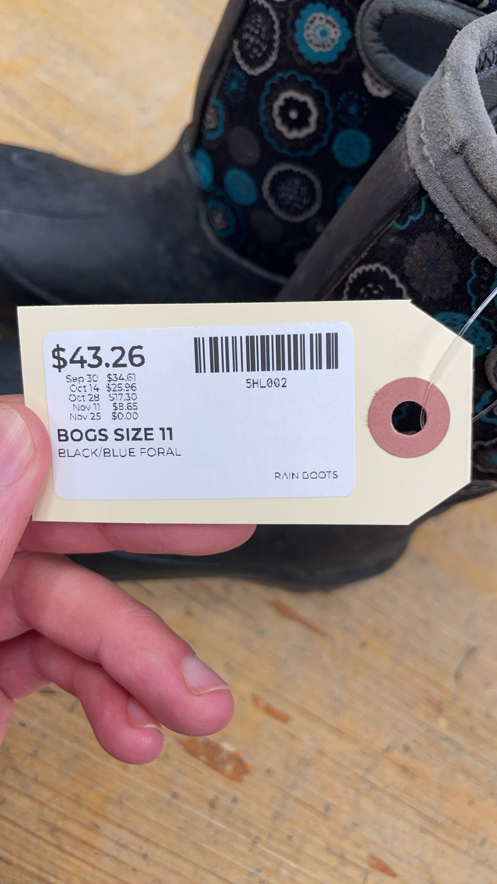 Bogs Floral Rain Boots Size 11 Black/Blue