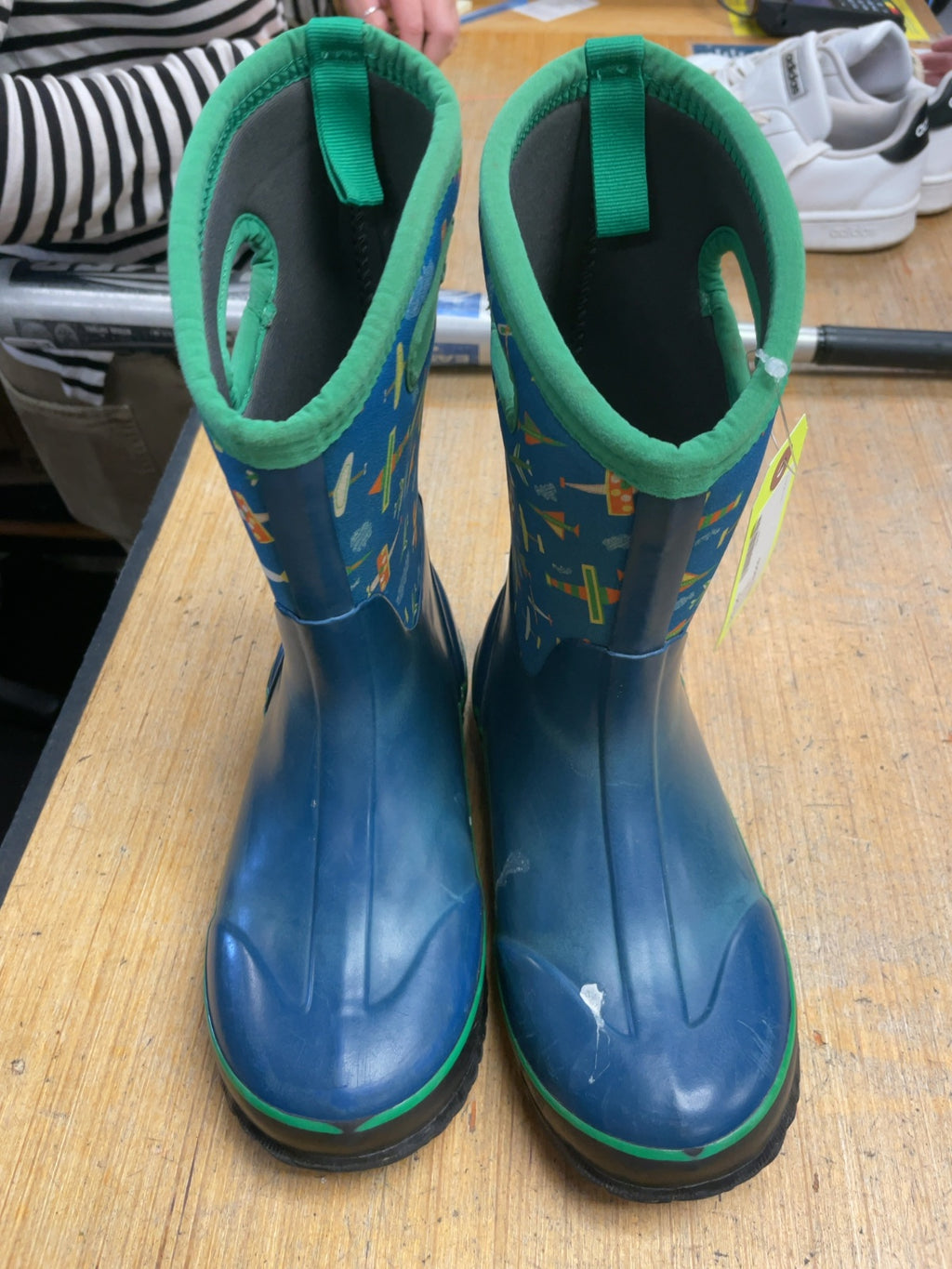 Bogs Rain Boots Size 5 Blue Airplane Pattern