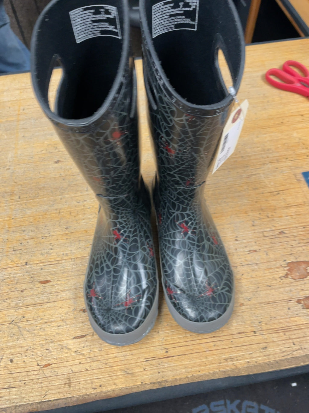 Bogs Rain Boots Size 5 US Spider Web Pattern