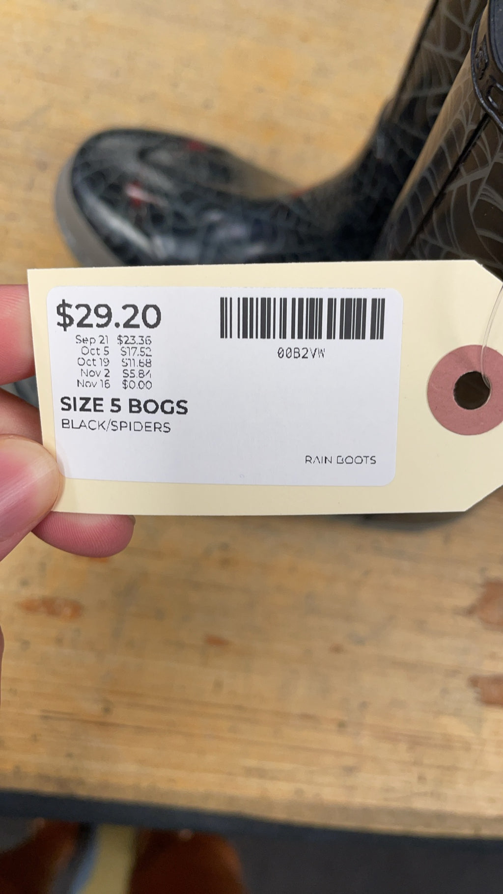 Bogs Rain Boots Size 5 US Spider Web Pattern