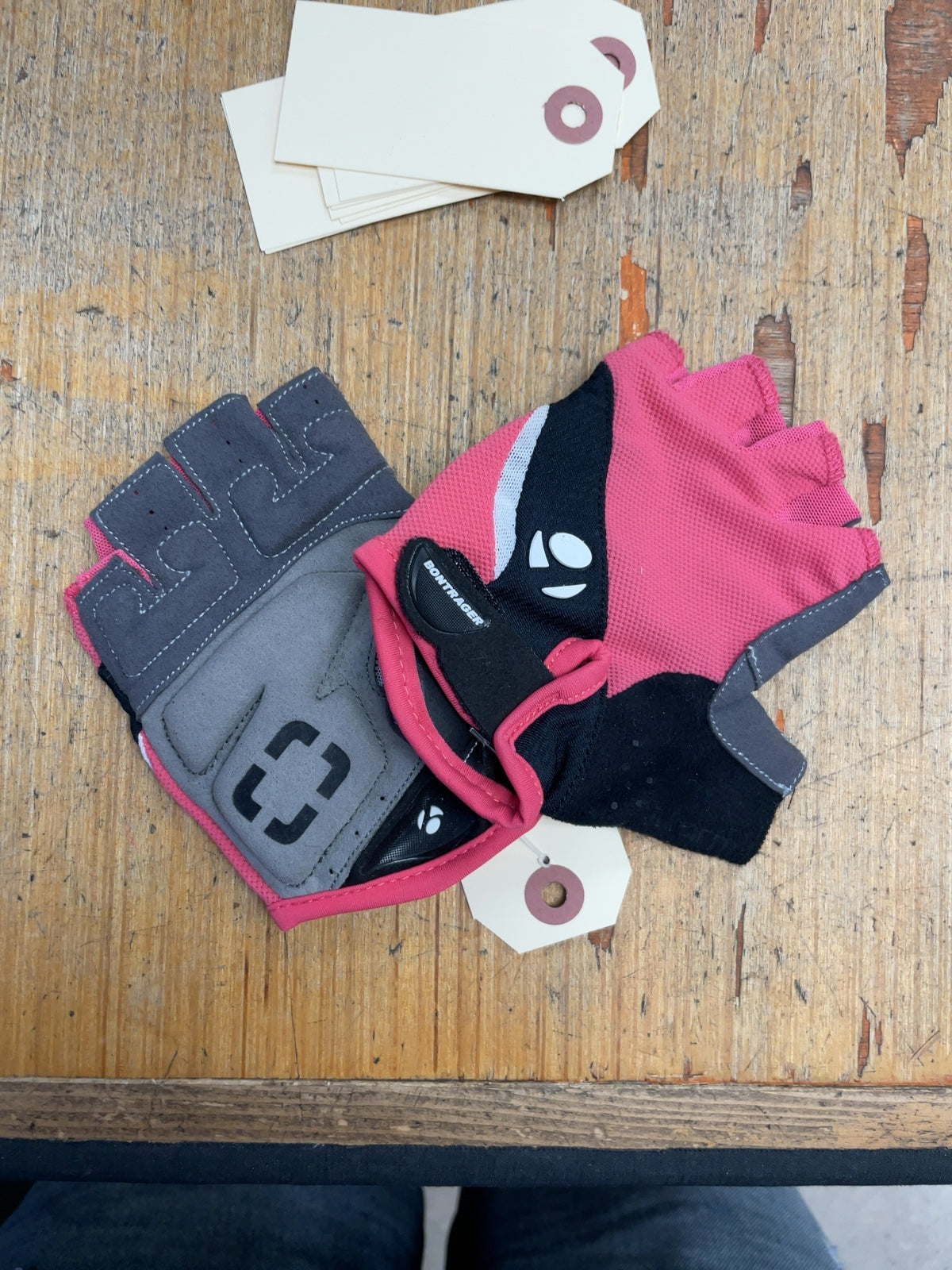 Bontrager Fingerless Cycling Gloves YTH MEDIUM Pink/Black