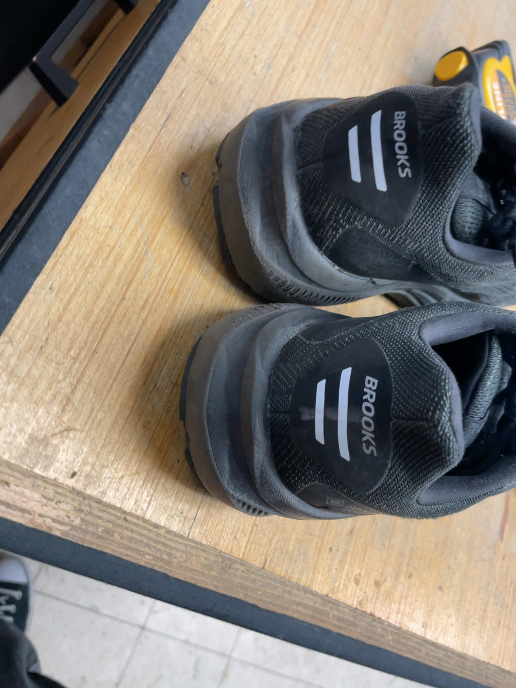 Brooks Ghost 14 Ladies 10 Black Running Shoes