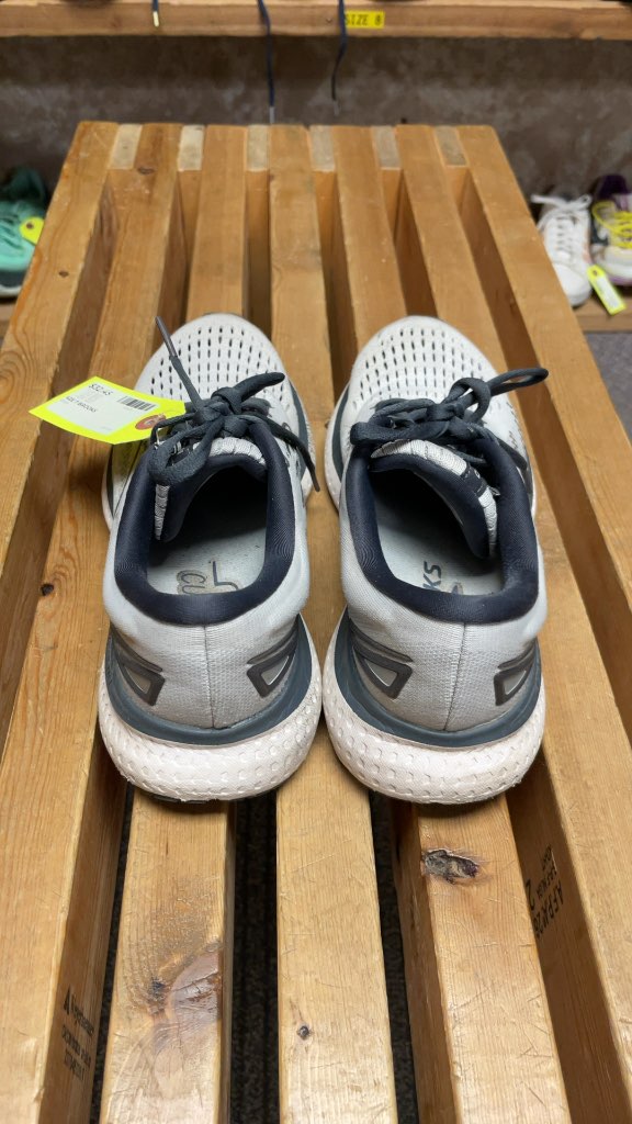 Brooks Glycerin Grey Running Shoes Size 7