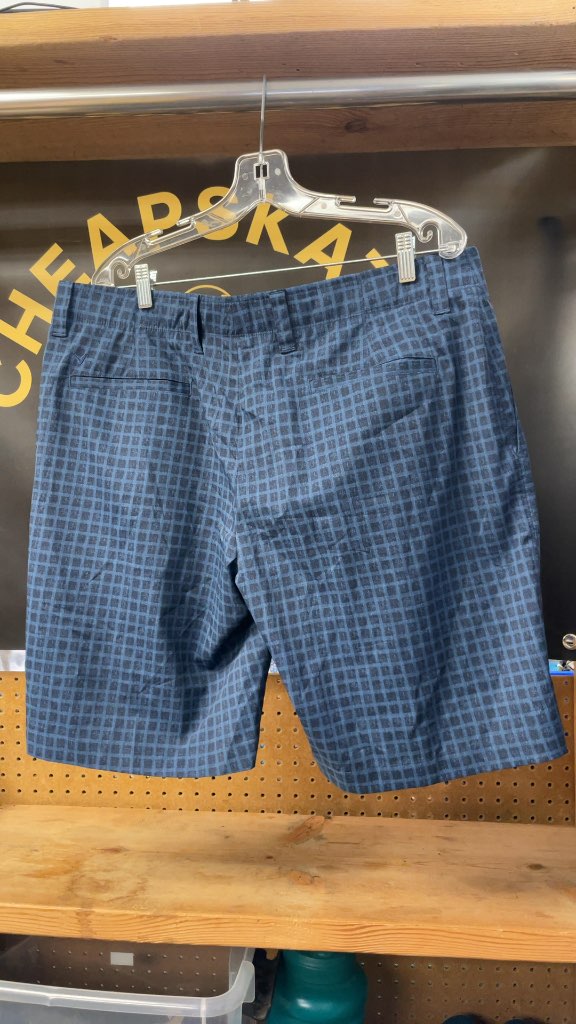 Callaway Blue Plaid Golf Shorts - Size 38
